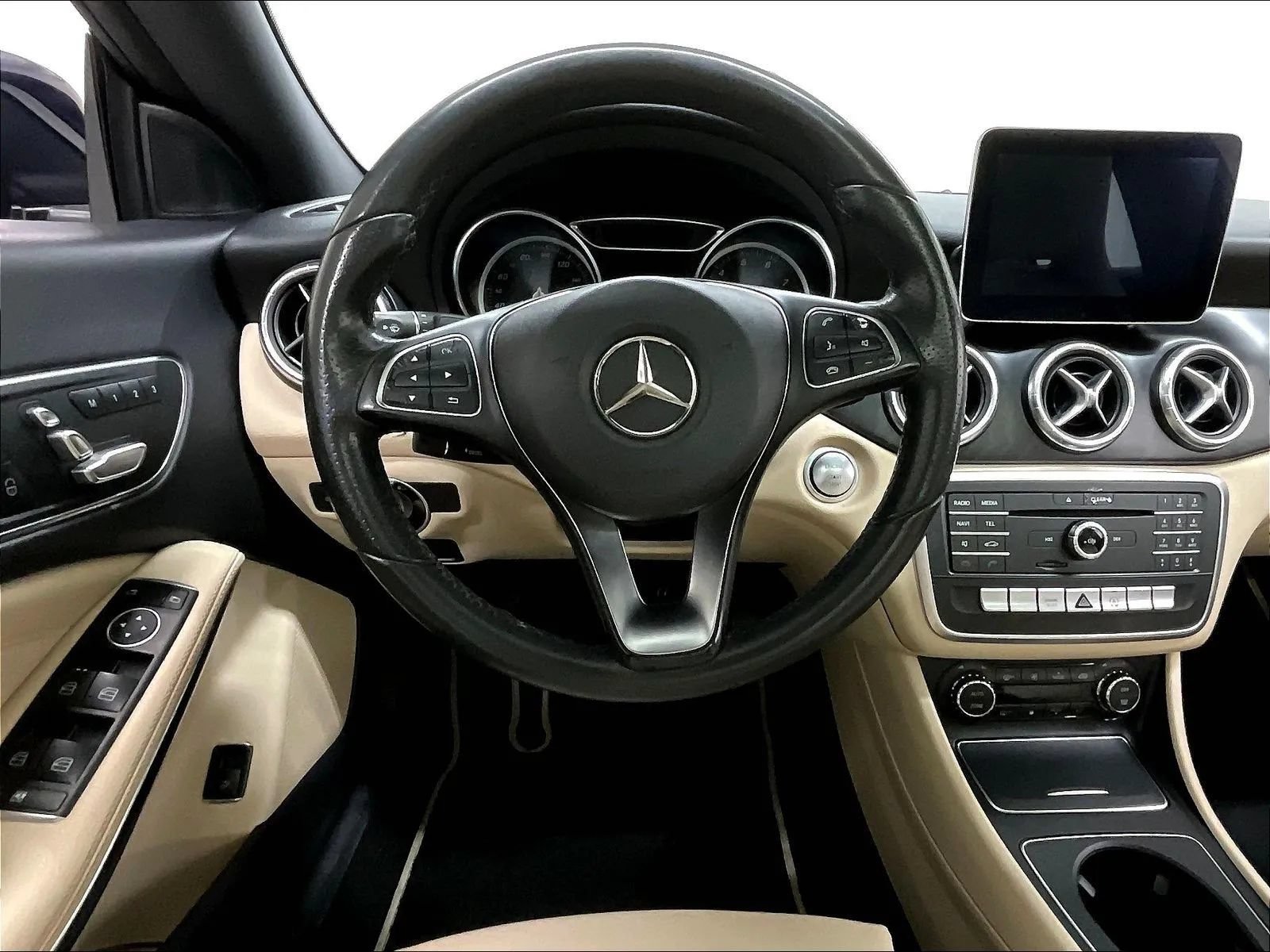 Used 2017 Mercedes-Benz CLA 250 image 20