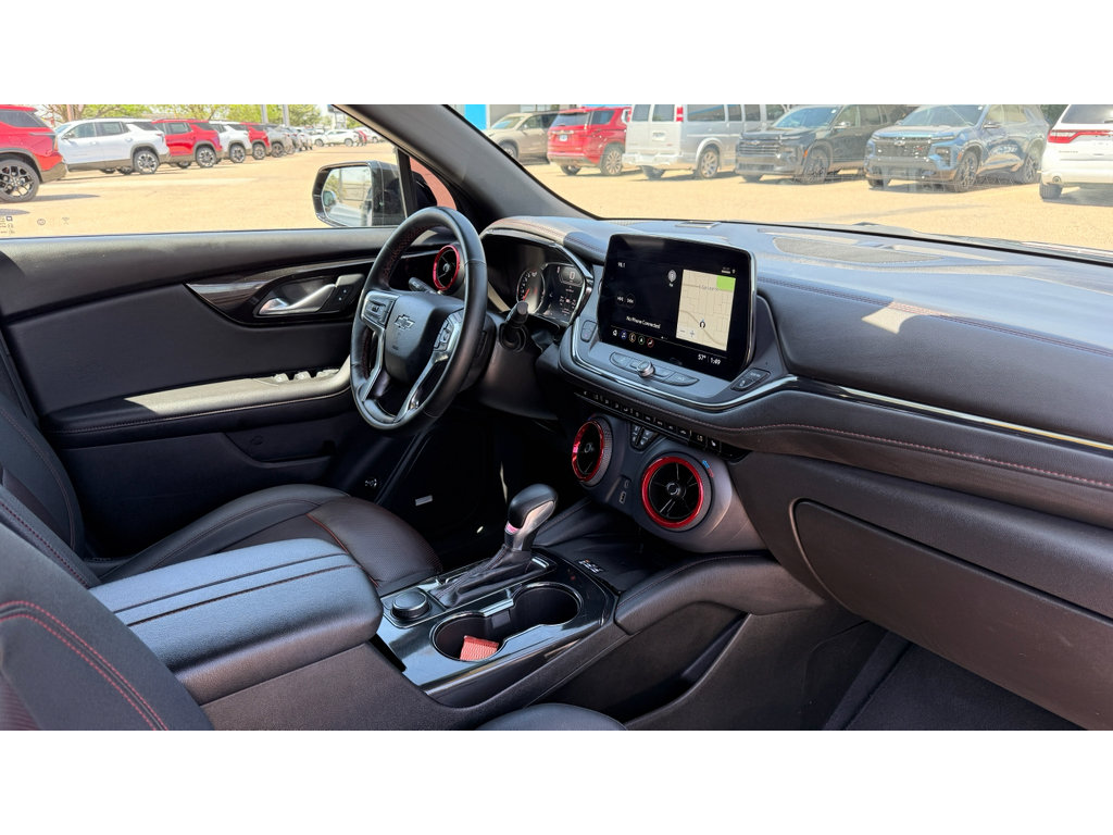 Certified 2025 Chevrolet Blazer RS FWD image 12