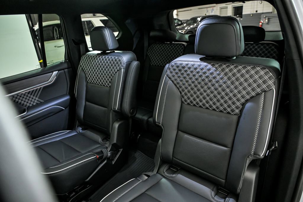 New 2026 GMC Acadia Denali w/ Super Cruise Package image 11