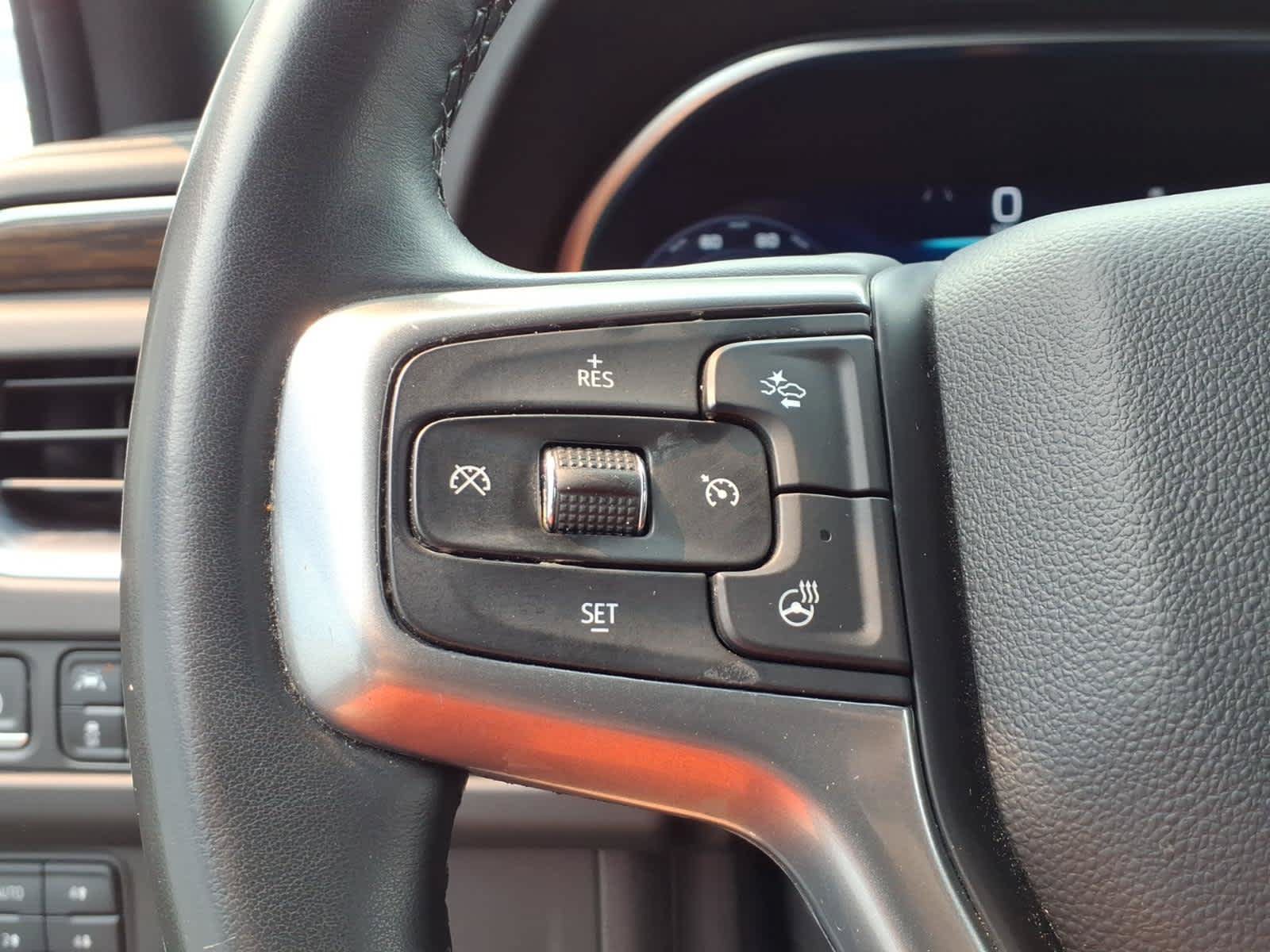 Used 2023 Chevrolet Suburban Premier AWD/4WD image 15