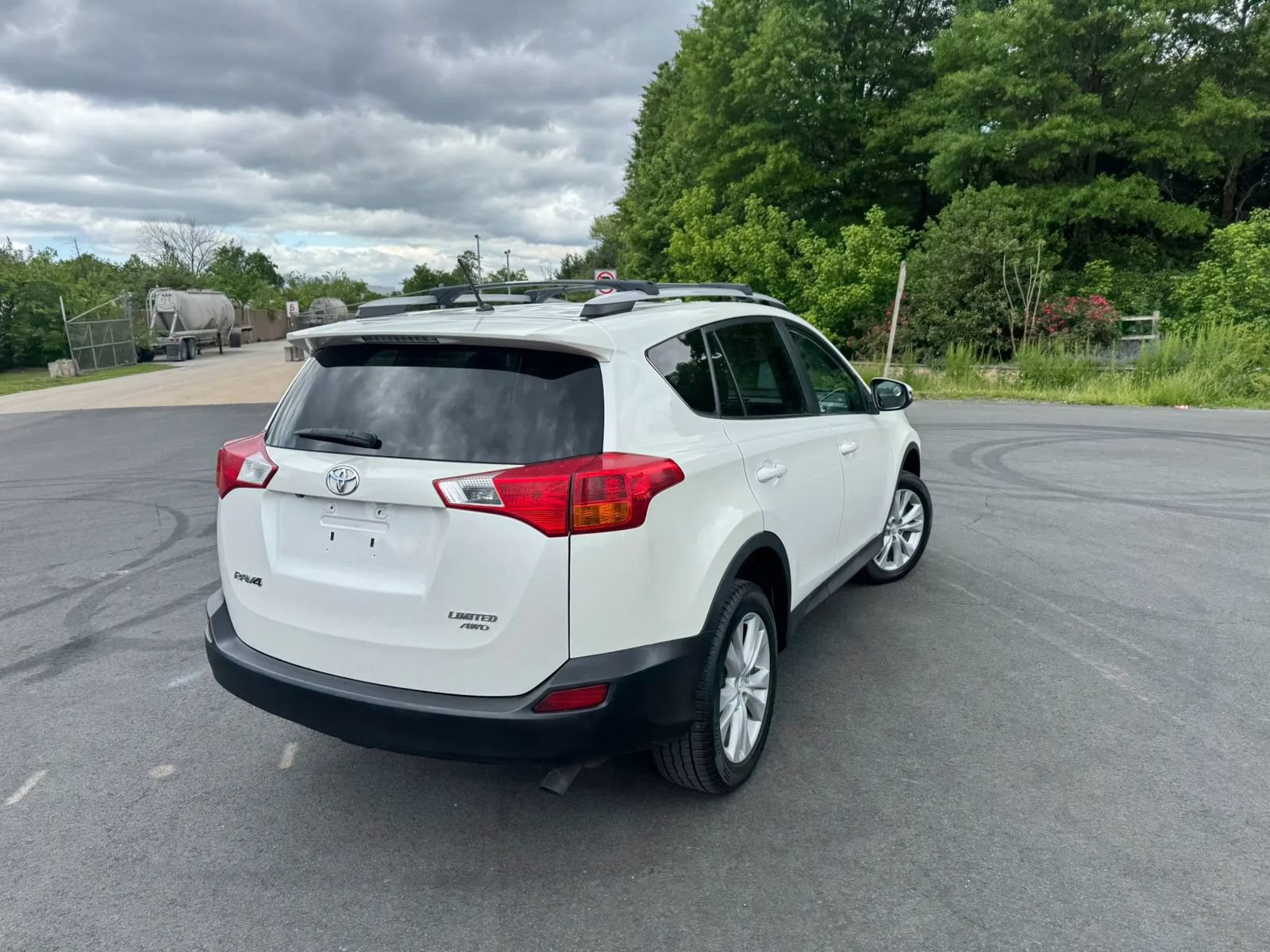 Used 2013 Toyota RAV4 Limited AWD/4WD image 29
