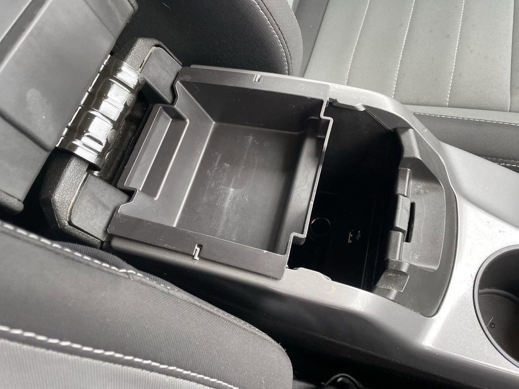 Used 2016 Ford Escape SE image 28