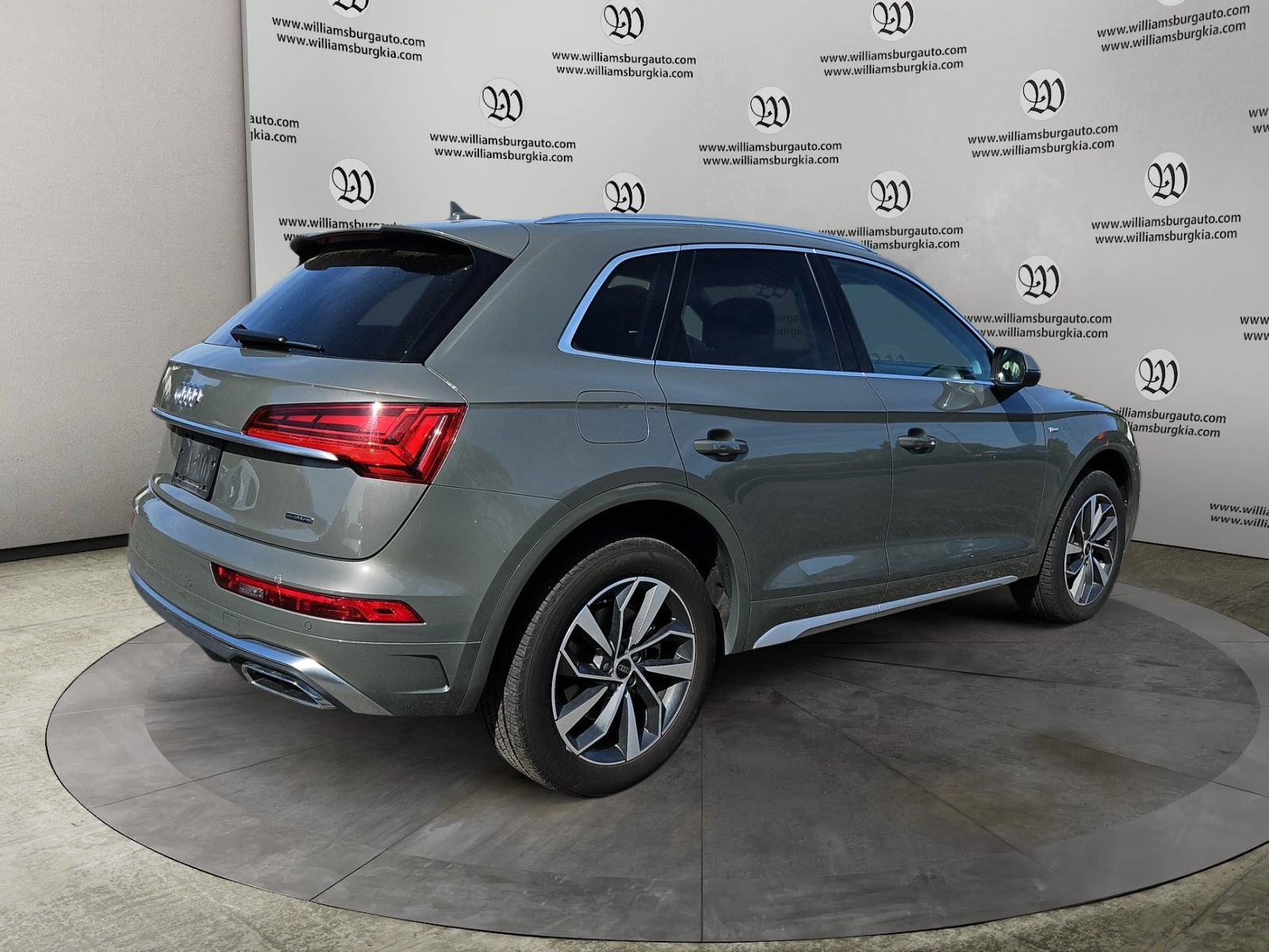 Used 2024 Audi Q5 2.0T Premium Plus AWD/4WD image 5