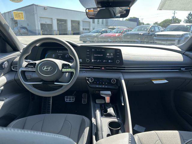 New 2026 Hyundai Elantra Sport FWD image 5