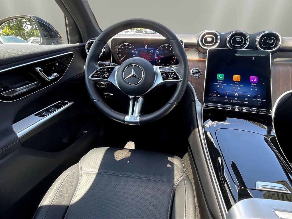 Used 2026 Mercedes-Benz GLC 300 4MATIC image 10