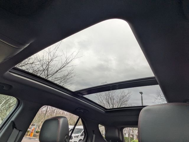 Used 2023 Chevrolet Equinox RS w/ RS Leather Package image 23