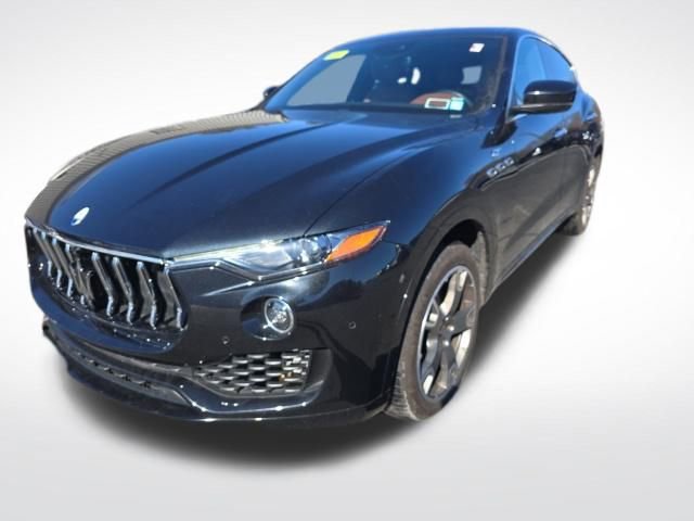 Used 2023 Maserati Levante GT image 3