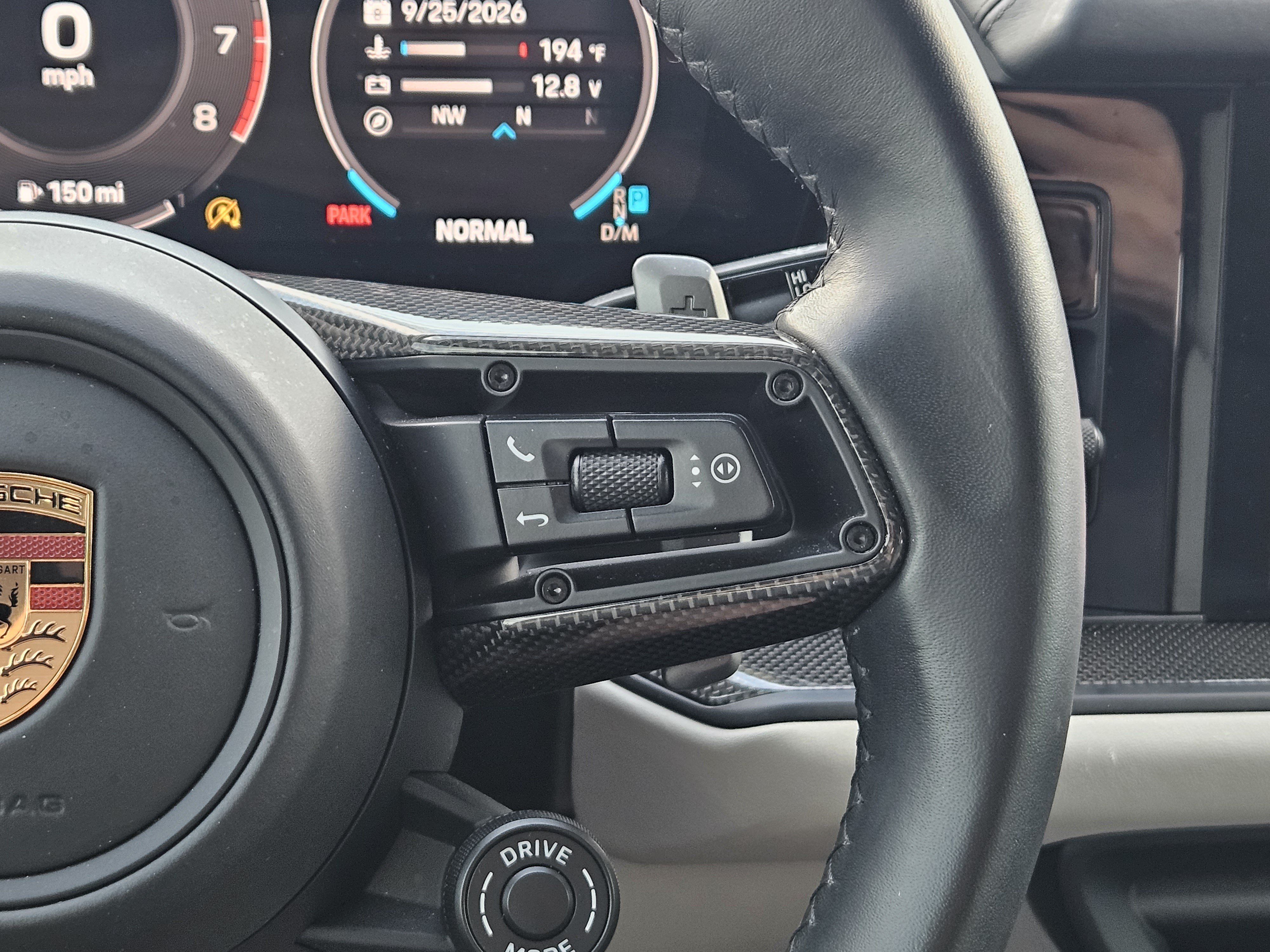 Certified 2025 Porsche Cayenne GTS AWD/4WD image 27