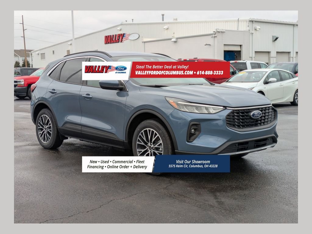 New 2024 Ford Escape SE