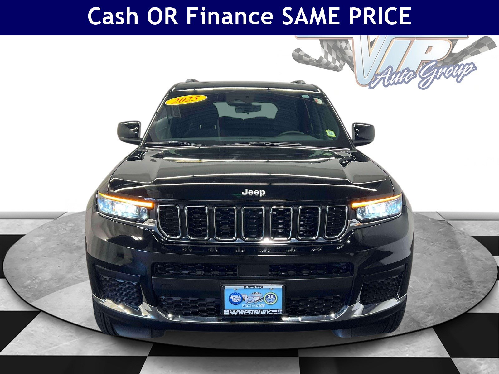 Used 2025 Jeep Grand Cherokee L Laredo w/ Luxury Tech Group I AWD/4WD image 2