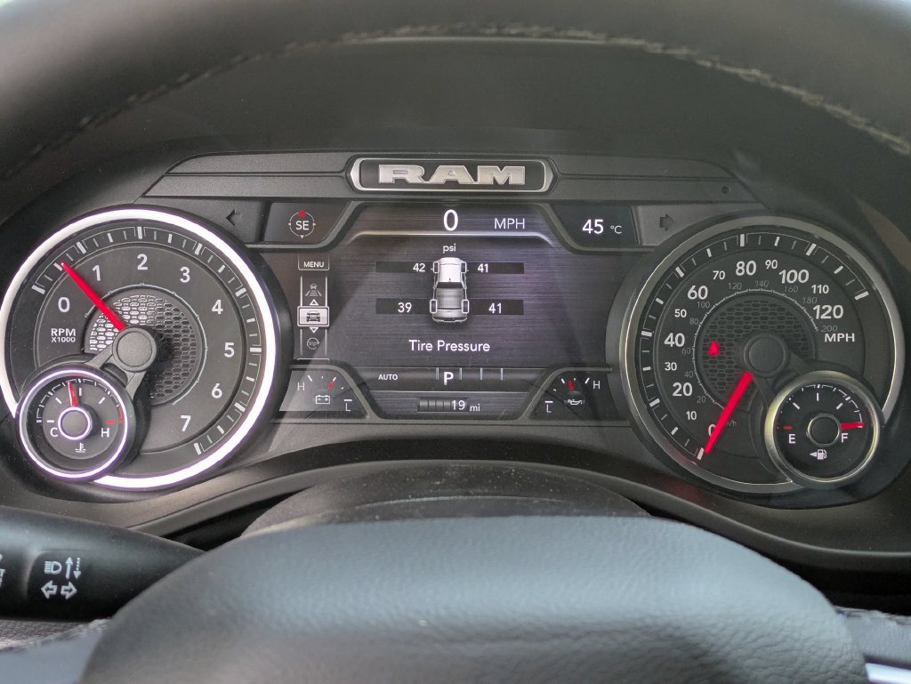 New 2026 RAM 1500 Big Horn AWD/4WD image 17