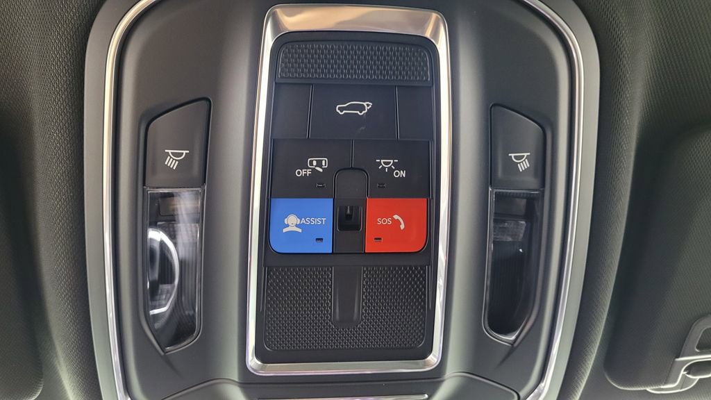 New 2025 Jeep Grand Cherokee Laredo w/ Luxury Tech Group I image 28