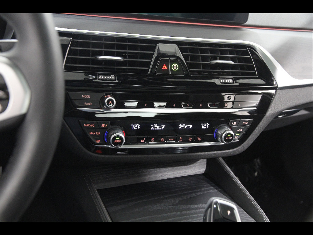 Certified 2023 BMW 540i xDrive w/ M Sport Package image 14