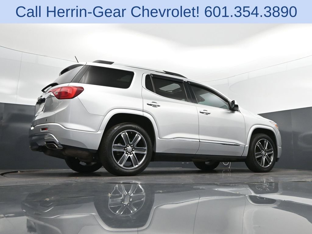 Used 2017 GMC Acadia Denali w/ Technology Package image 43