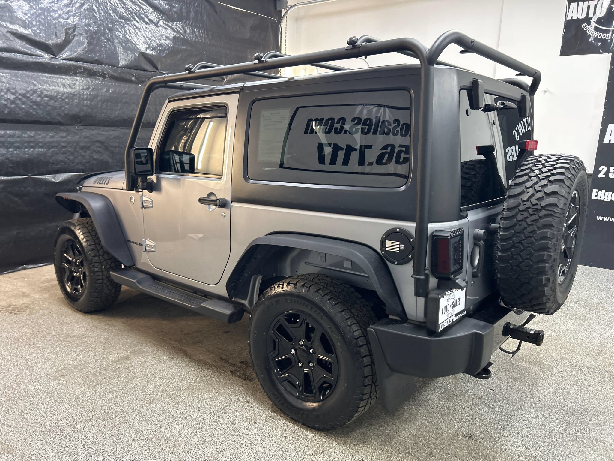 Used 2015 Jeep Wrangler Sport AWD/4WD image 4