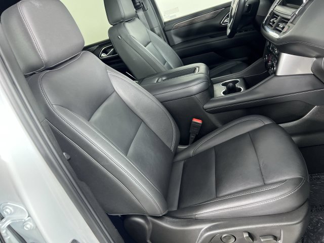 Certified 2024 Chevrolet Tahoe LT w/ Luxury Package AWD/4WD image 29