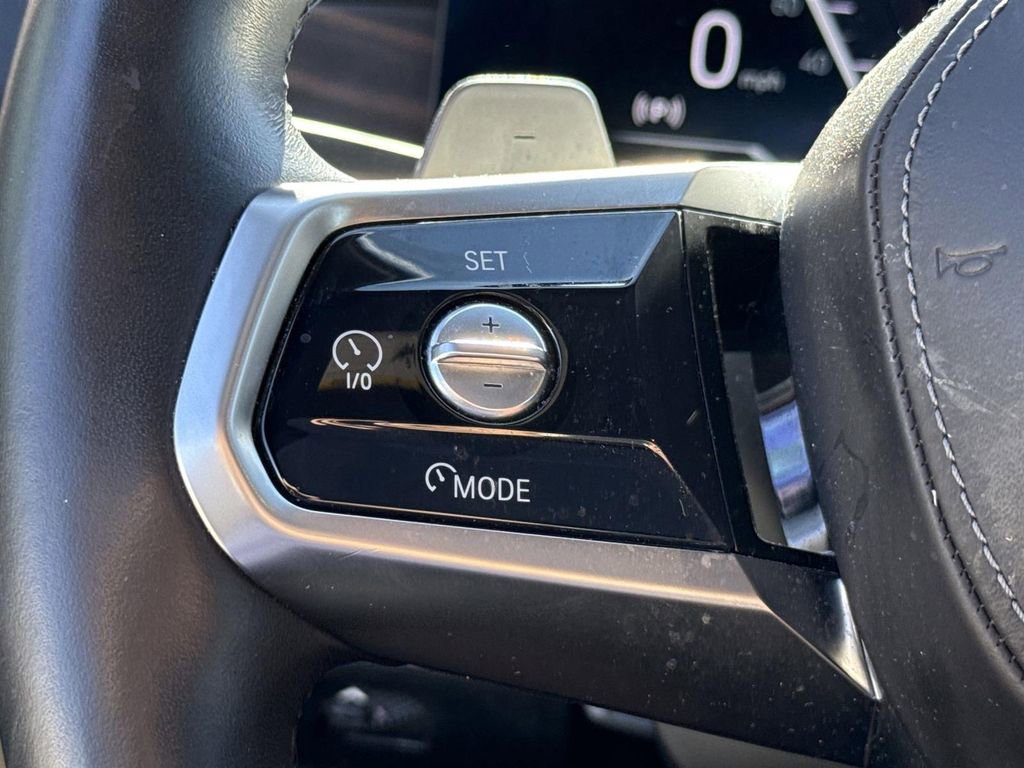 Used 2023 BMW 740i w/ Parking Assistance Package image 36