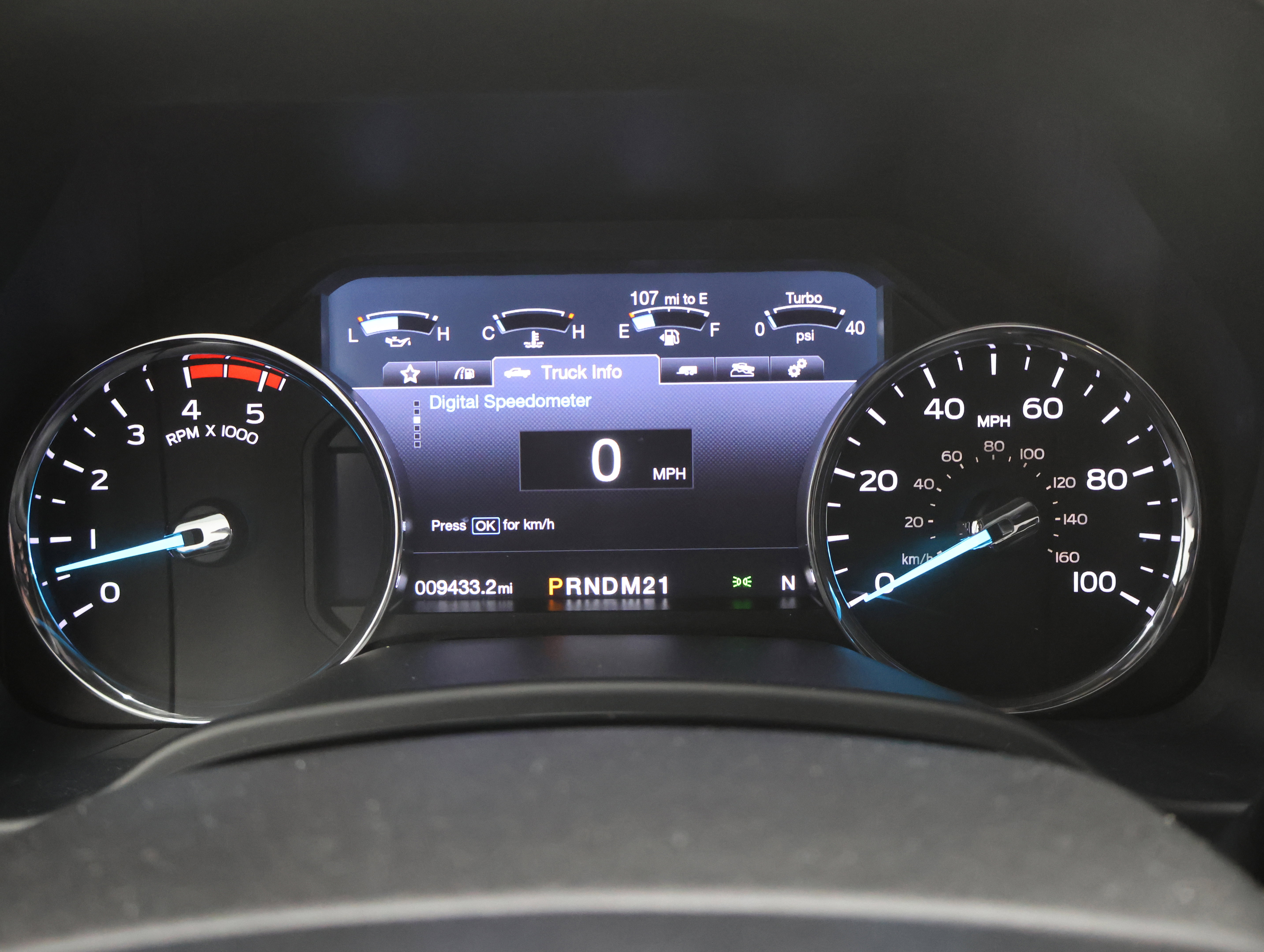 Used 2019 Ford F350 Lariat w/ Chrome Package image 10