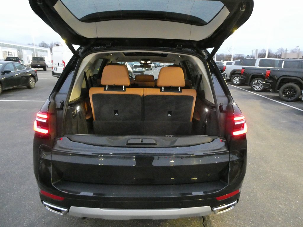 Used 2026 BMW X7 xDrive40i image 34