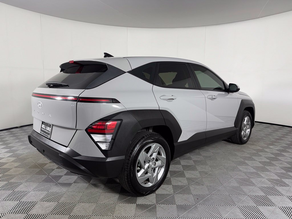 Used 2026 Hyundai Kona SE FWD image 8