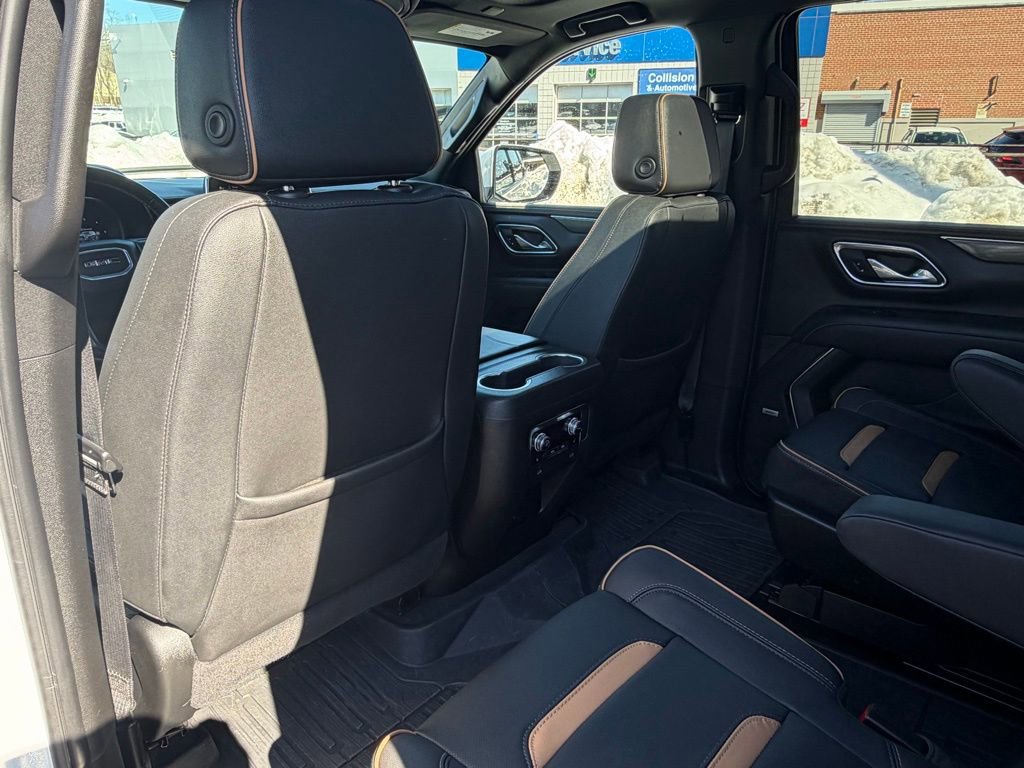 Used 2024 GMC Yukon AT4 w/ AT4 Premium Package image 21