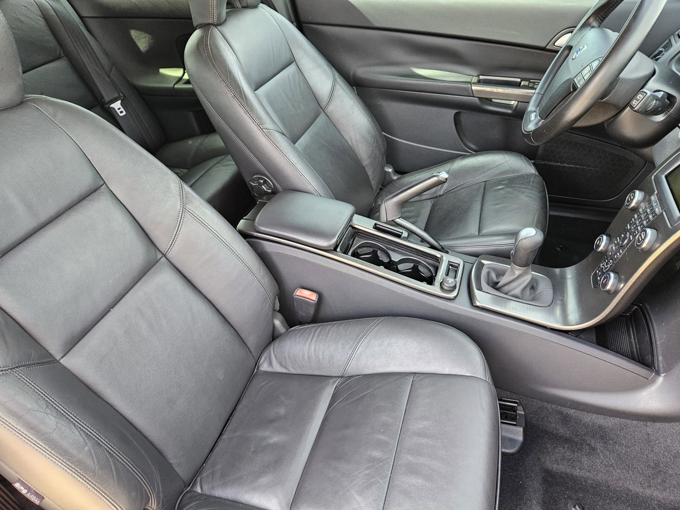 Used 2010 Volvo C30 image 14