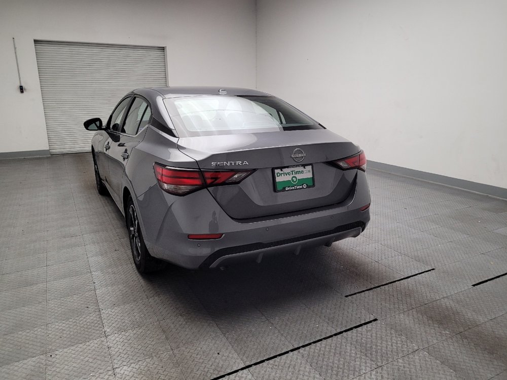 Used 2025 Nissan Sentra SV image 6
