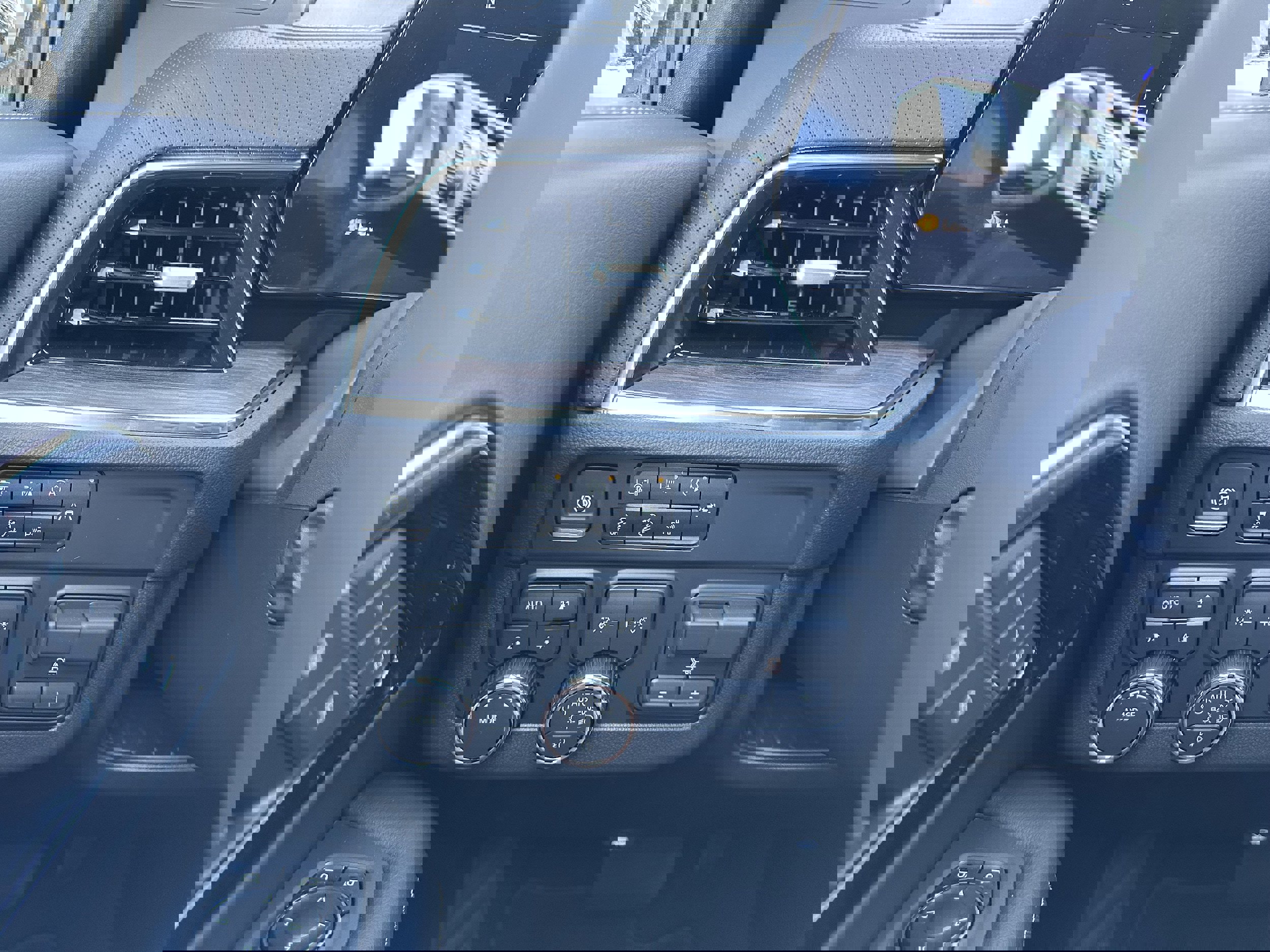 New 2026 Chevrolet Tahoe Premier image 31