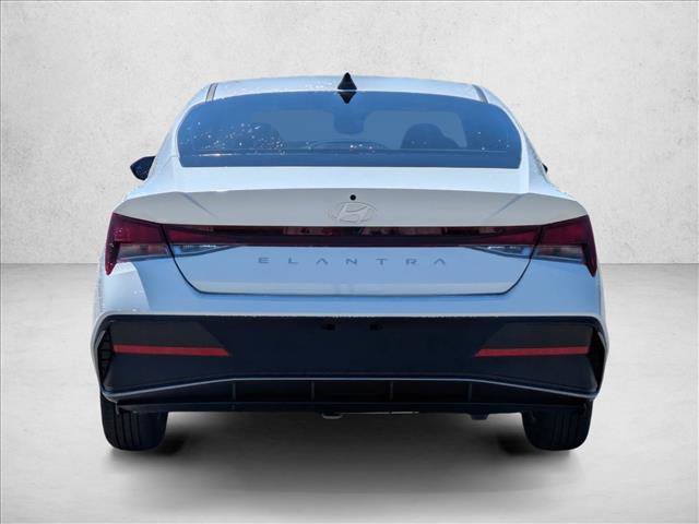 New 2026 Hyundai Elantra SE FWD image 8