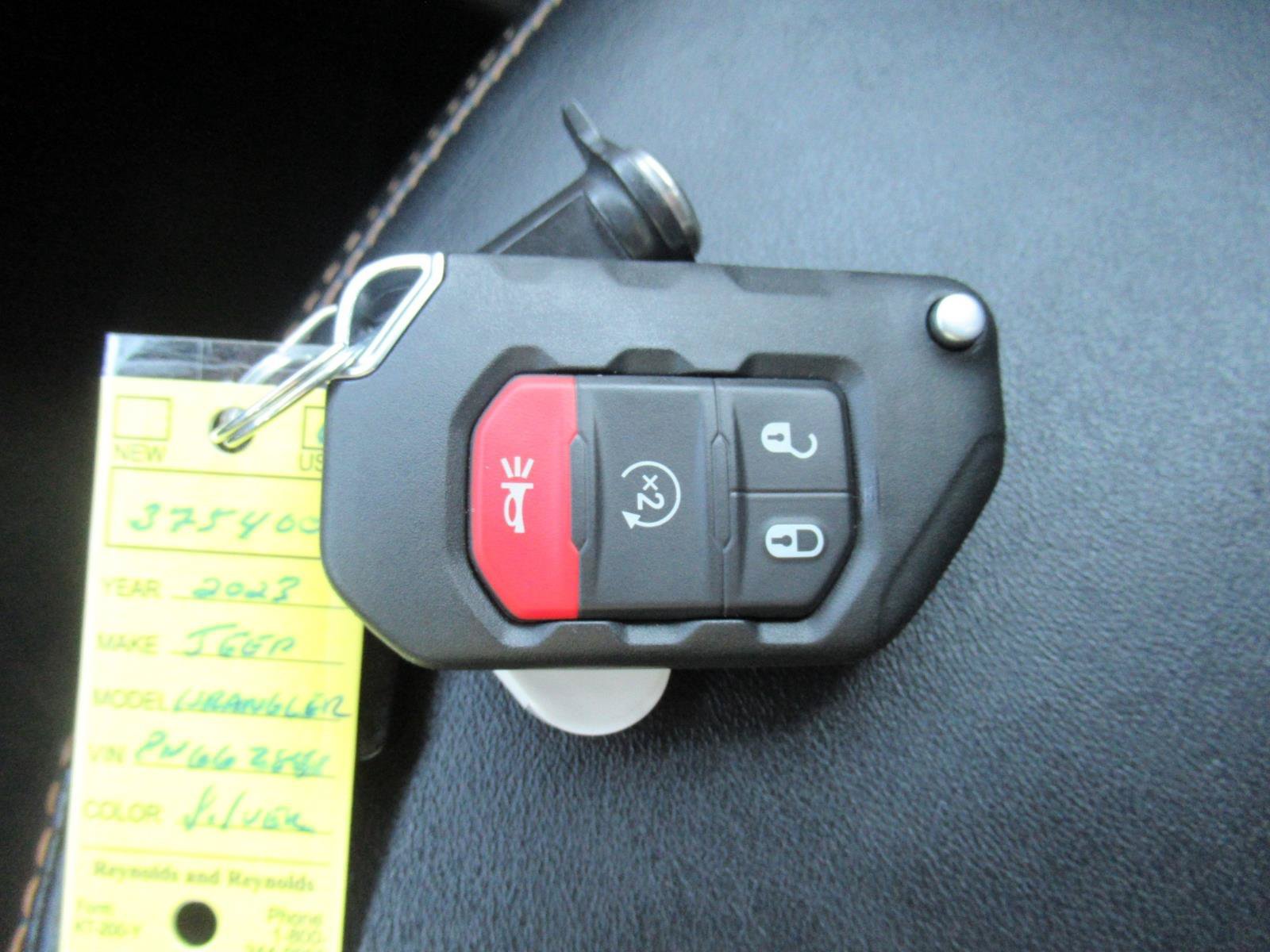 Certified 2023 Jeep Wrangler Unlimited Sahara AWD/4WD image 32