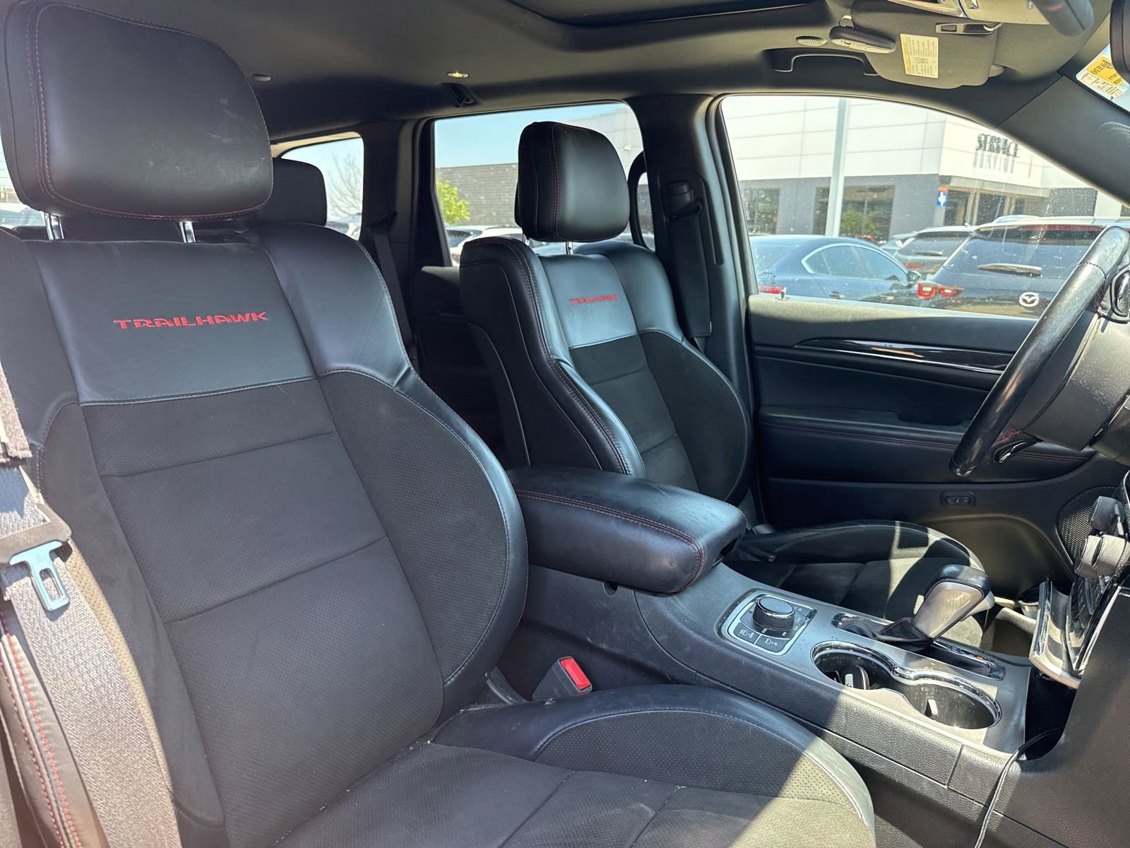 Used 2021 Jeep Grand Cherokee Trailhawk AWD/4WD image 28