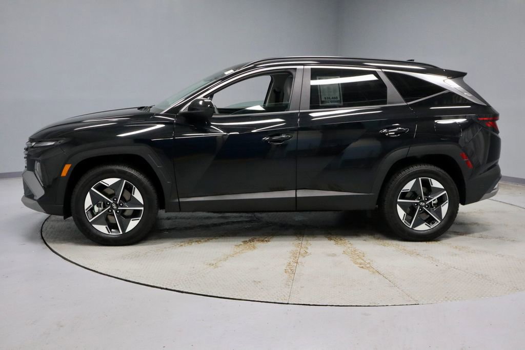 Certified 2025 Hyundai Tucson SEL AWD/4WD image 8