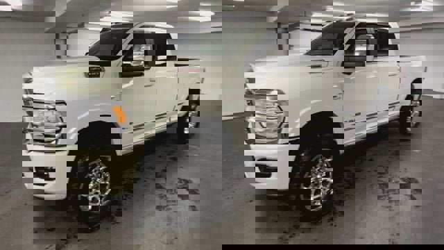 Used 2023 RAM 3500 Limited image 4