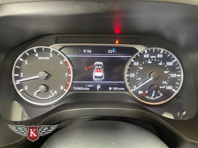 Used 2023 Nissan Rogue SL w/ SL Premium Package image 16