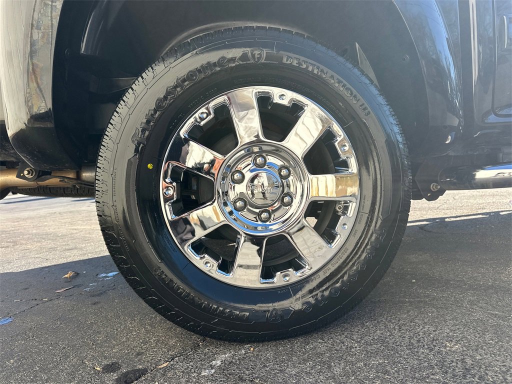 Used 2012 GMC Canyon SLE image 18