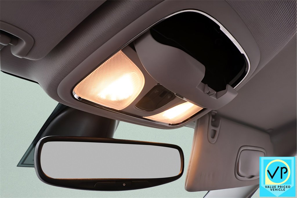 Used 2020 Jeep Cherokee Limited image 16