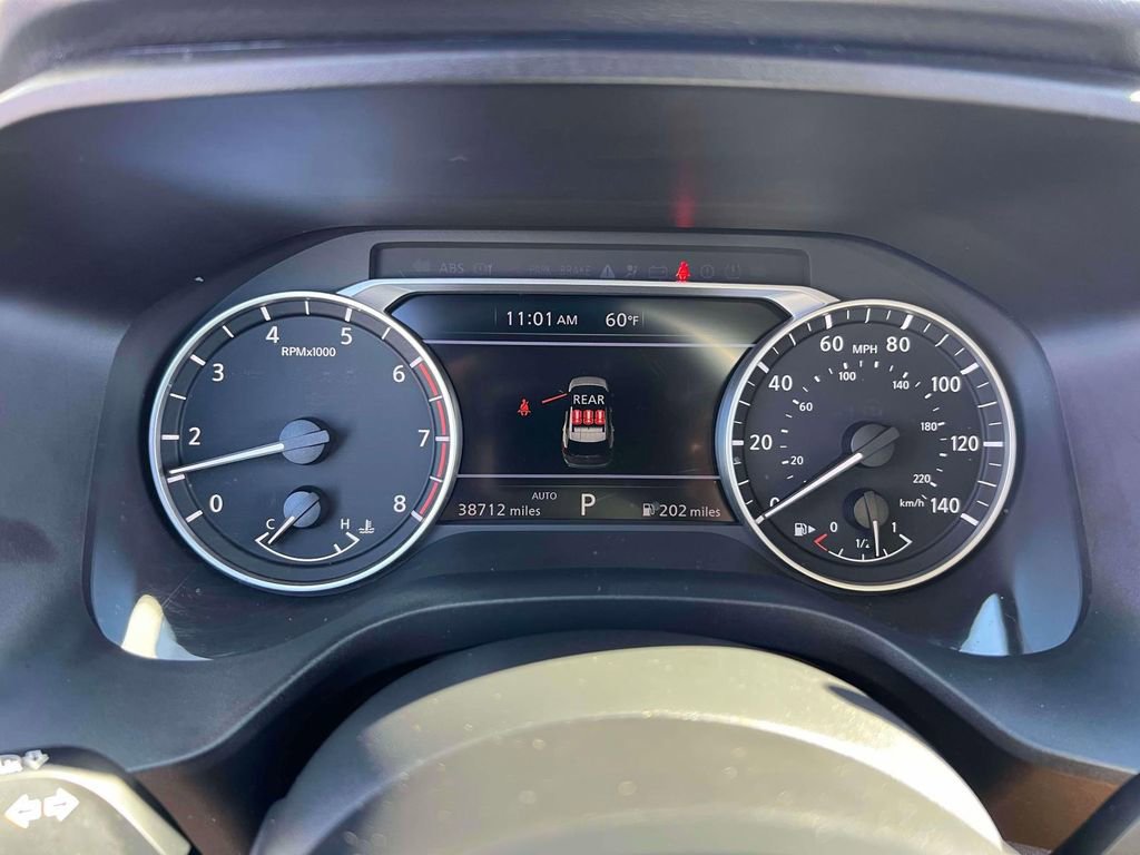 Certified 2024 Nissan Rogue SV image 25