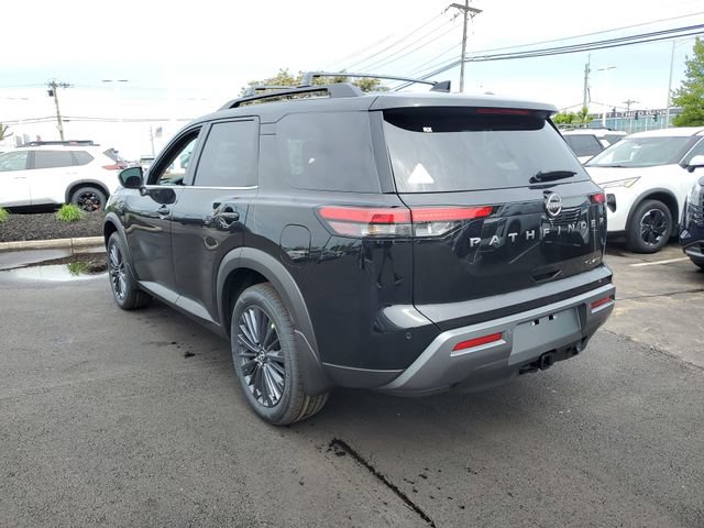New 2026 Nissan Pathfinder SL w/ SL Premium Package AWD/4WD image 5