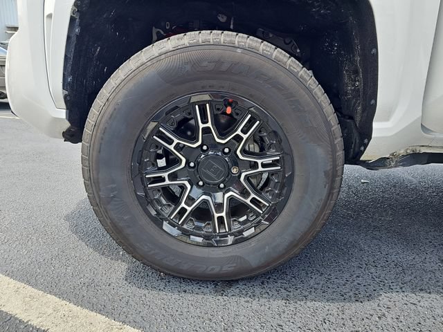 Used 2024 Toyota Tacoma SR RWD image 33