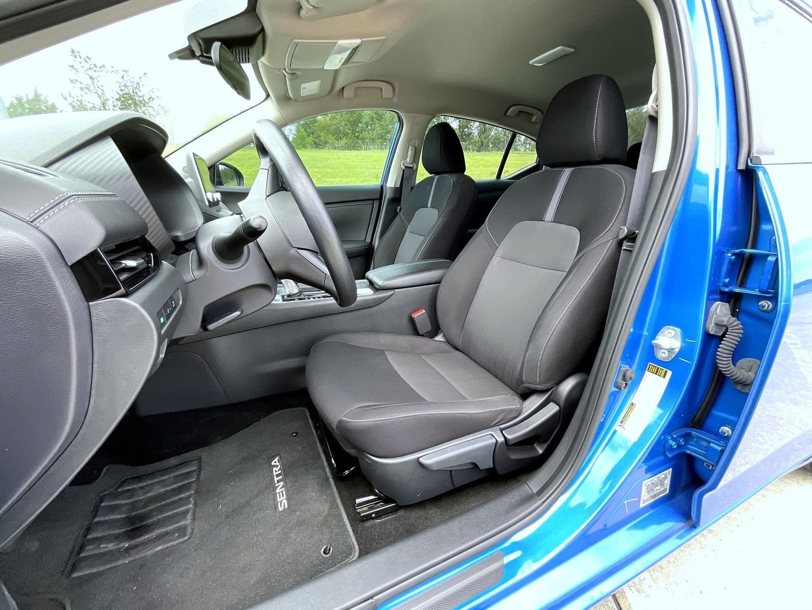 Used 2023 Nissan Sentra SV w/ Trunk Package FWD image 10