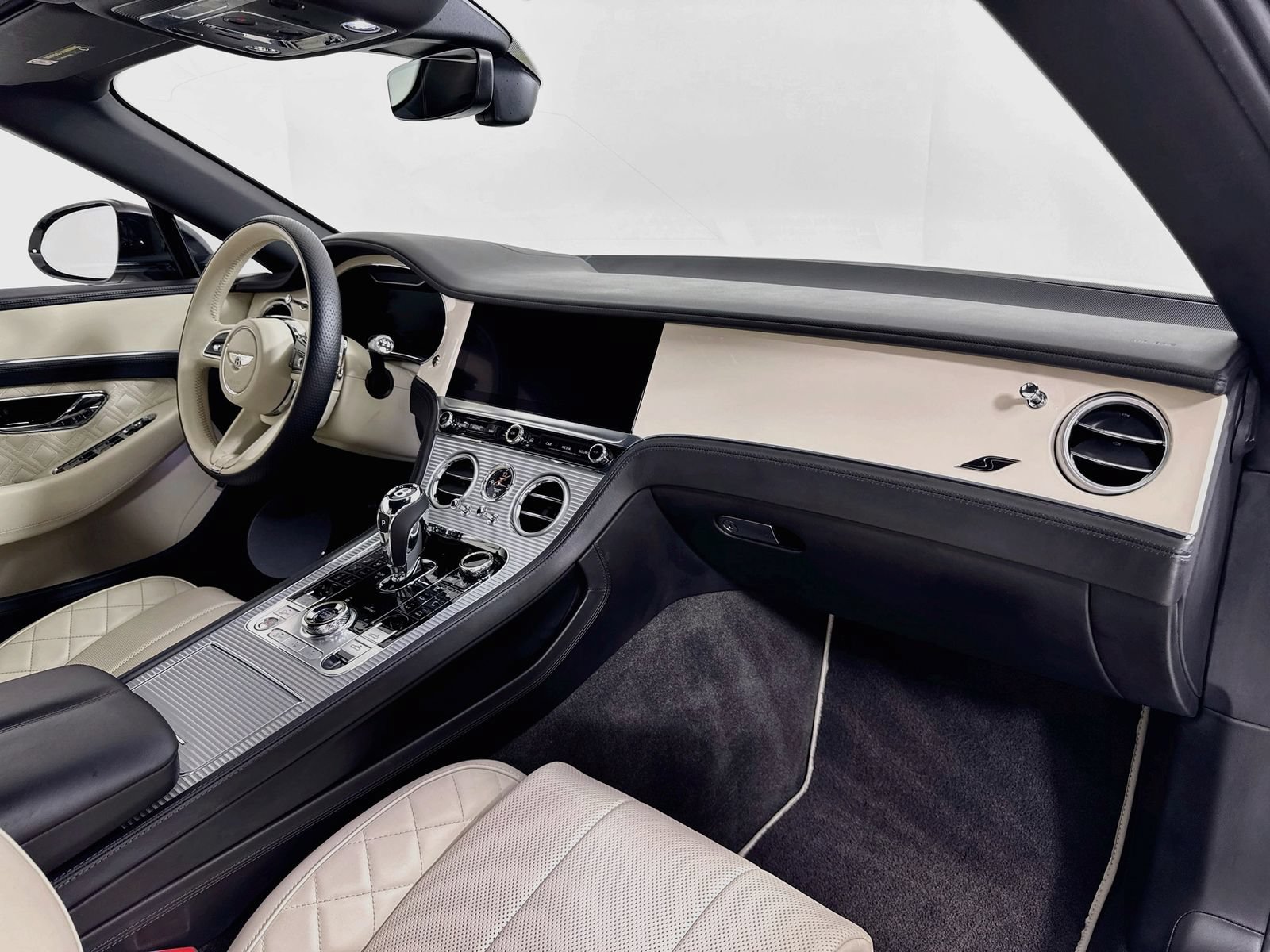Certified 2023 Bentley Continental GT S AWD/4WD image 26