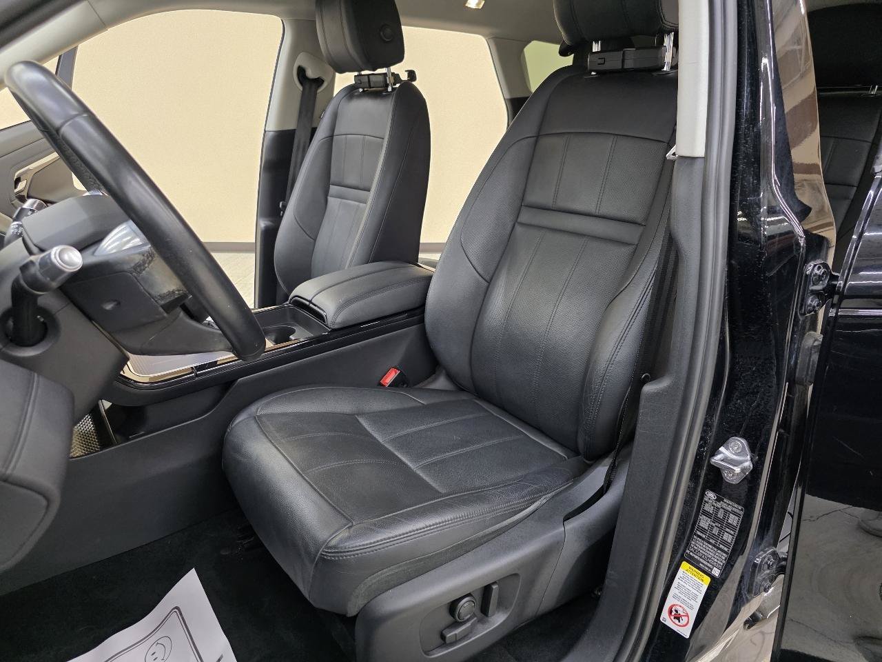 Used 2020 Land Rover Range Rover Evoque S AWD/4WD image 18