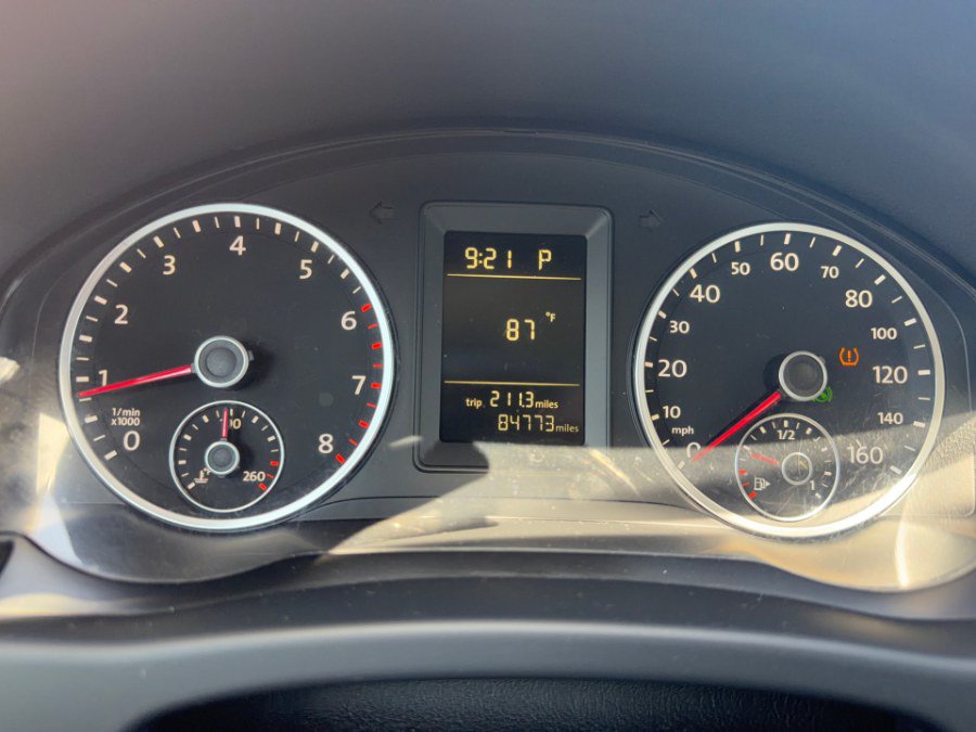 Used 2011 Volkswagen Tiguan S AWD/4WD image 27