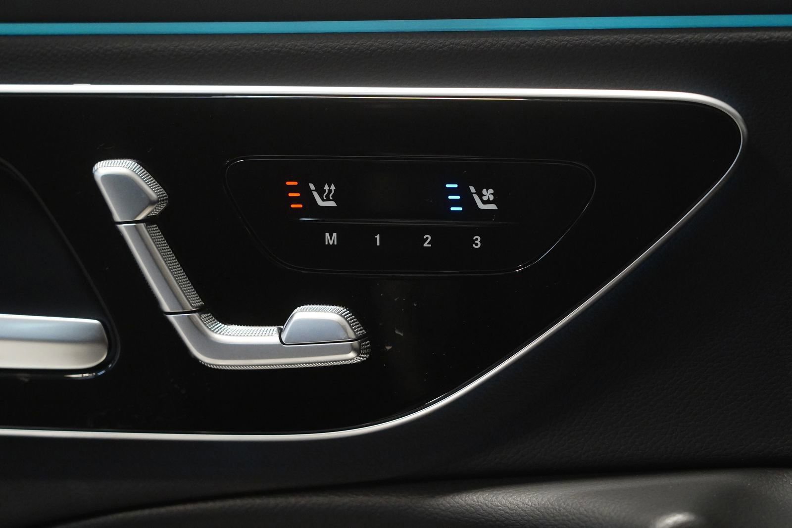 New 2026 Mercedes-Benz E 350 4MATIC Sedan image 30