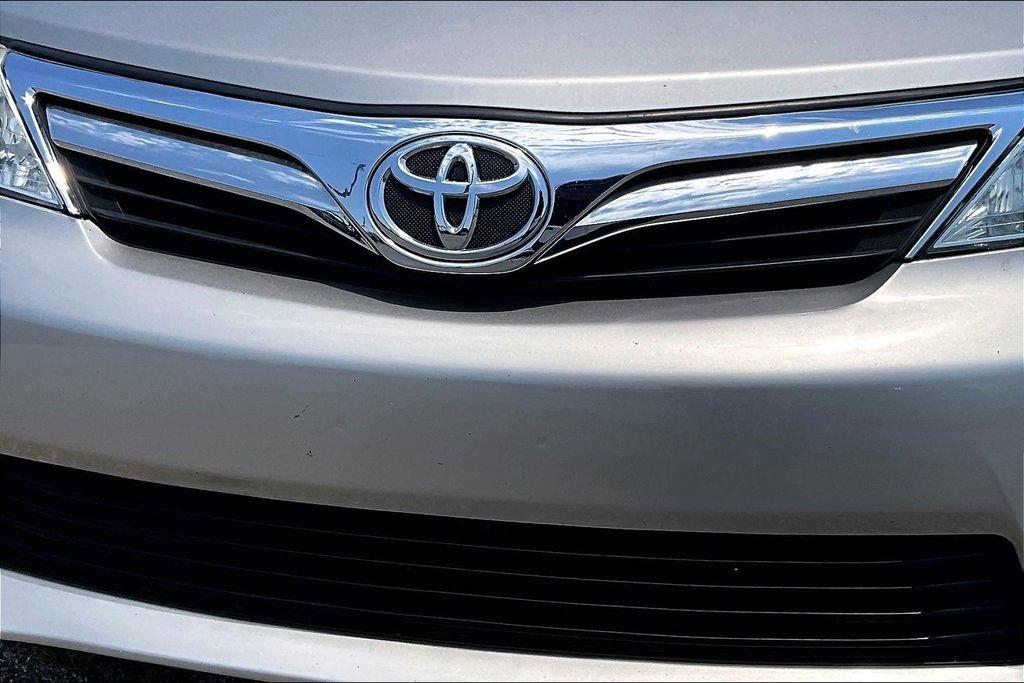 Used 2014 Toyota Camry LE FWD image 37