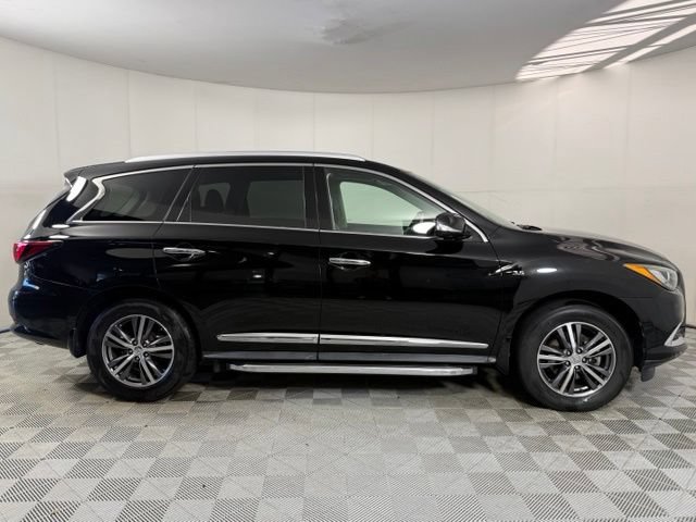 Used 2017 INFINITI QX60 FWD w/ Premium Plus Package image 10