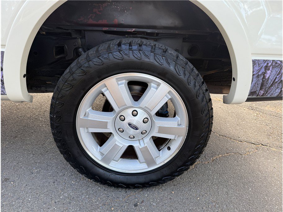 Used 2007 Ford F150 Lariat AWD/4WD image 12