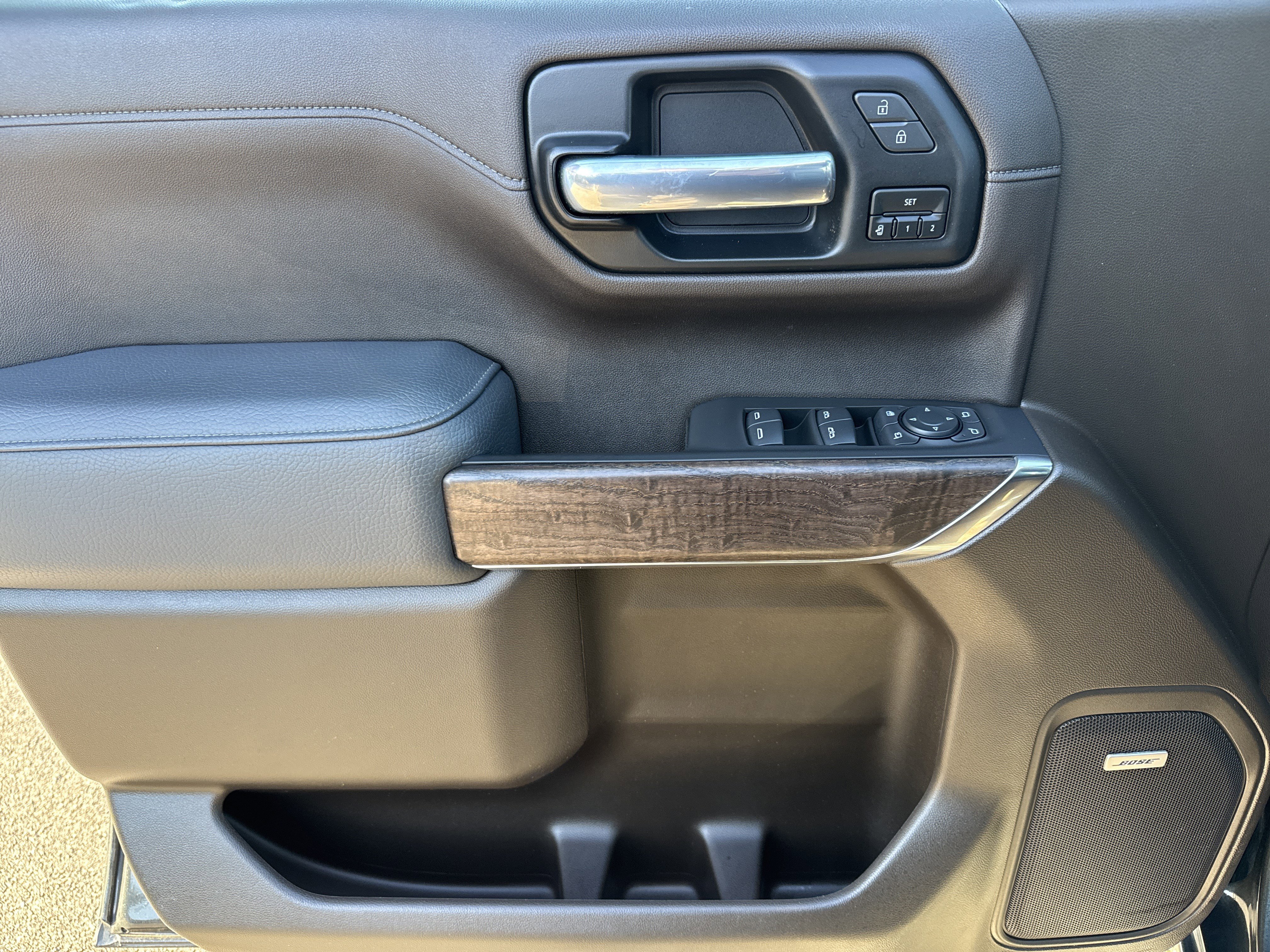 Used 2021 GMC Sierra 1500 Denali w/ Denali Ultimate Package image 14