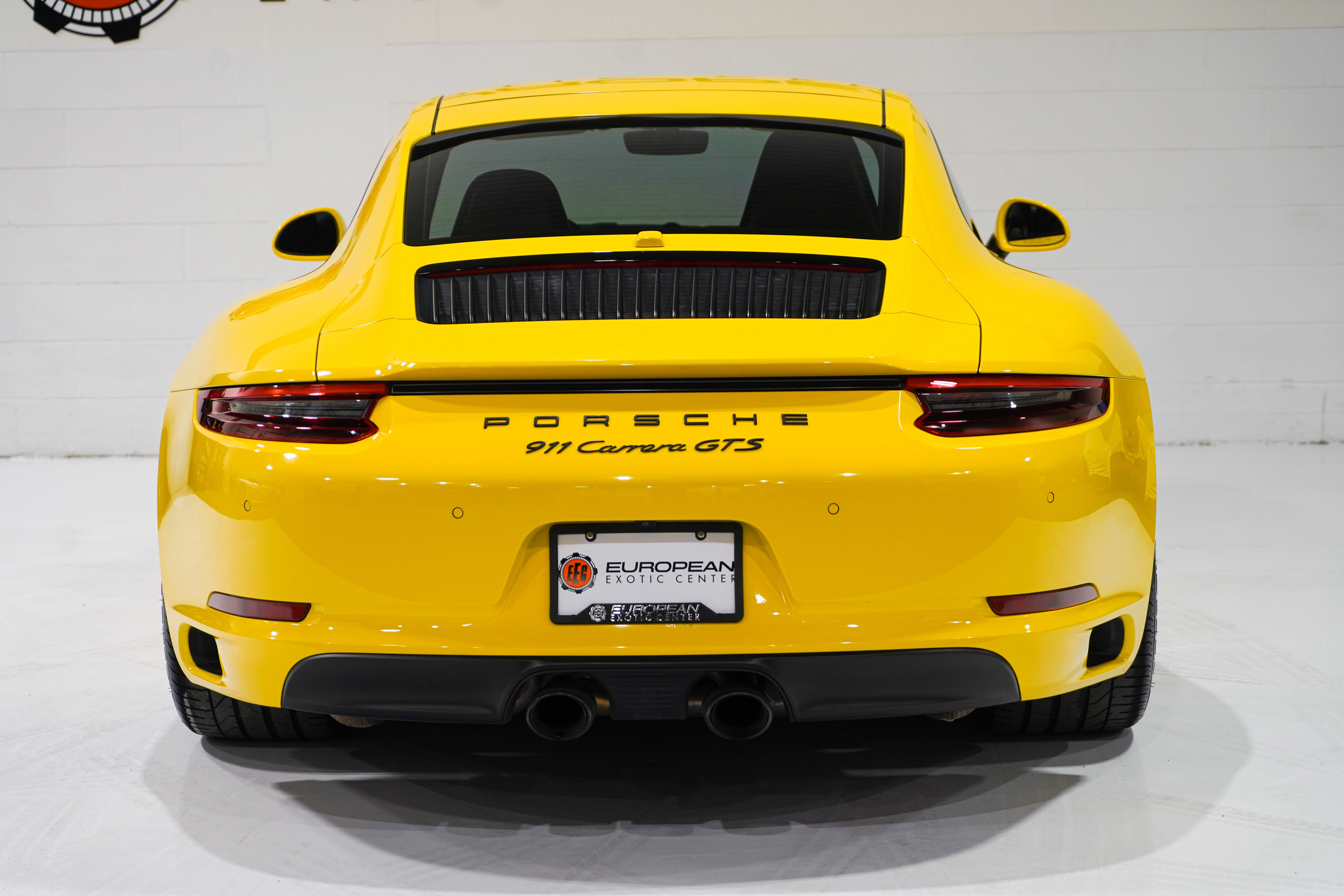 Used 2019 Porsche 911 Carrera GTS RWD image 3