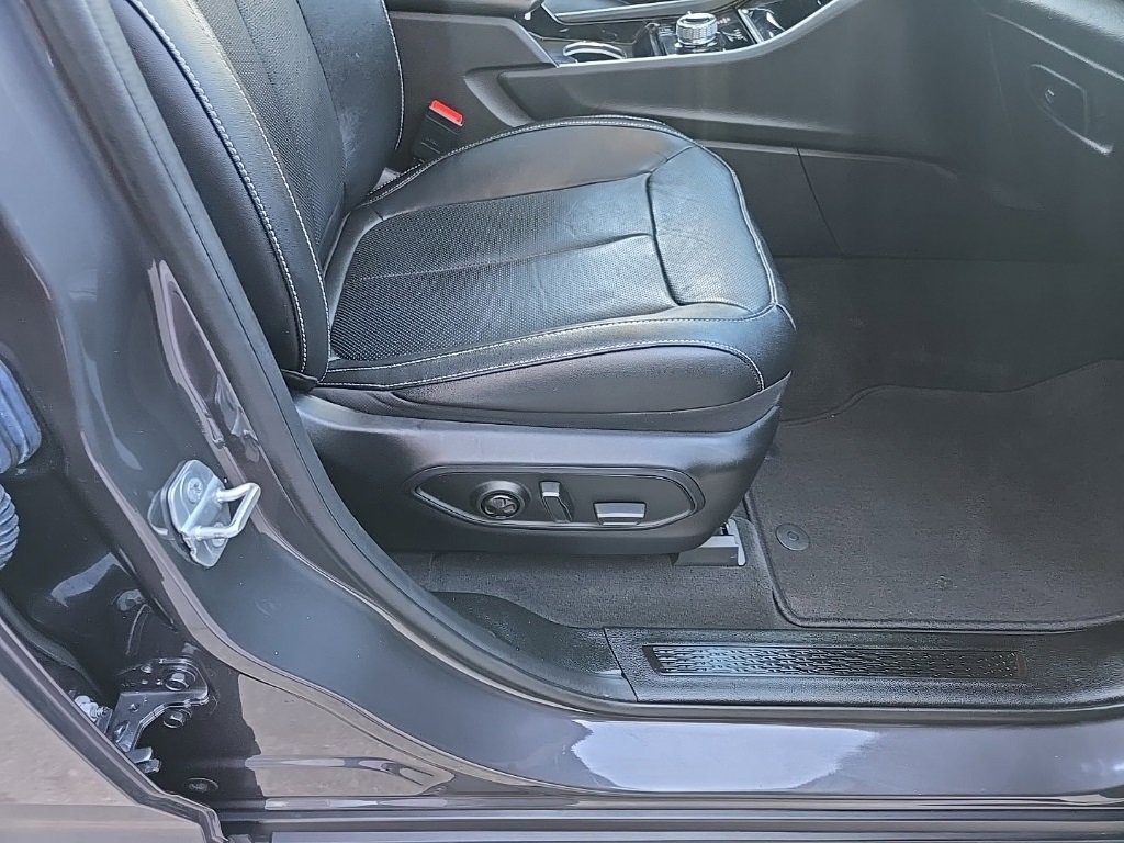 Used 2022 Jeep Grand Cherokee Limited 4xe w/ Luxury Tech Group II image 83